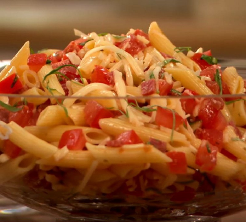 Weeknight Pizza Pasta Salad Recipe